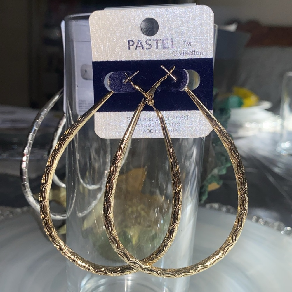 Pastel Collection Hoop Earrings! - Picture 3 of 6